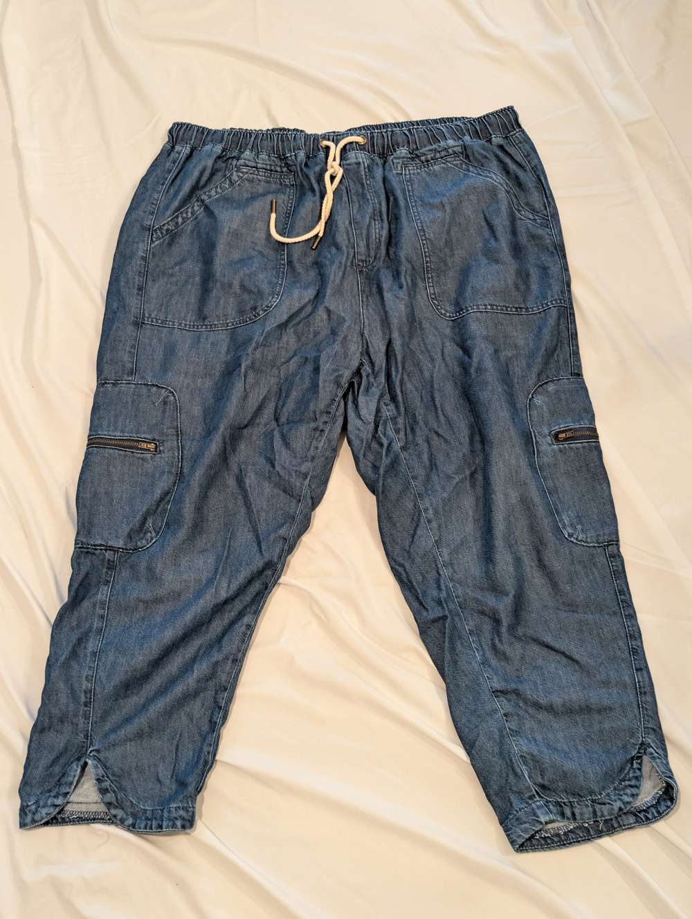 1032 - Pilcro by Anthropologie Cargo Denim Pants Elastic Waist Drawstring Capri
